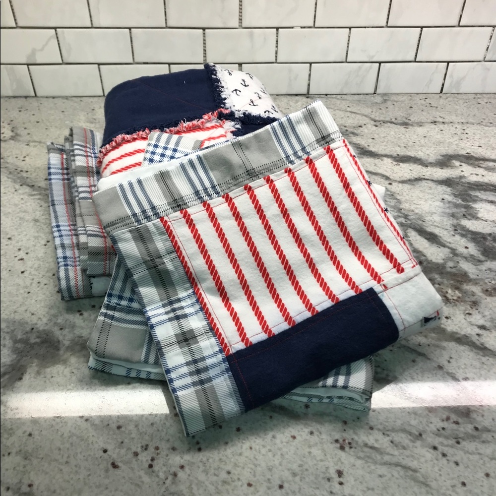 Handmade rag quilt, matching throw pillow shams - Picture 8 of 8